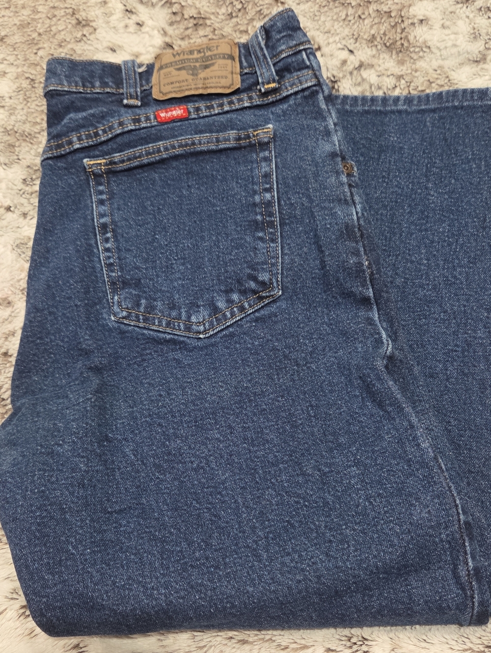 Wrangler Men’s Dark Blue Relaxed Fit Jeans